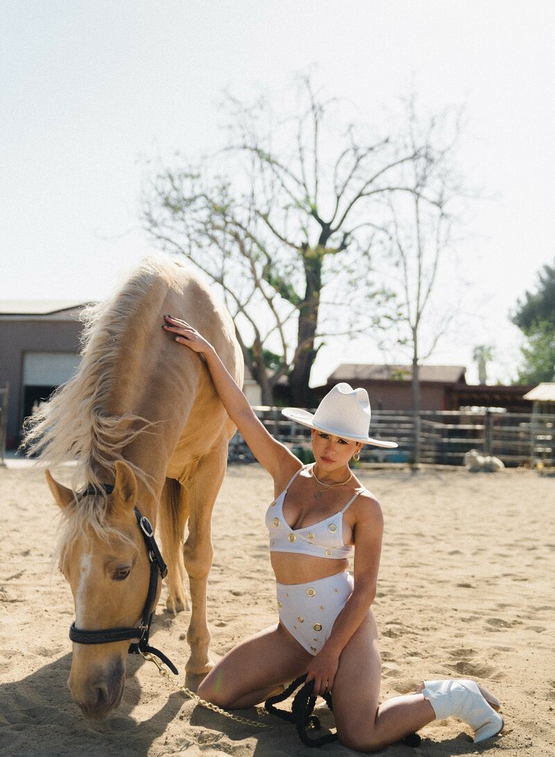 Юлия, 20 лет, 0 размер груди